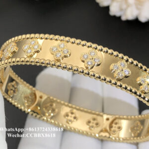 VCA Perlée clovers bracelet, medium model, diamond, 18k yellow gold