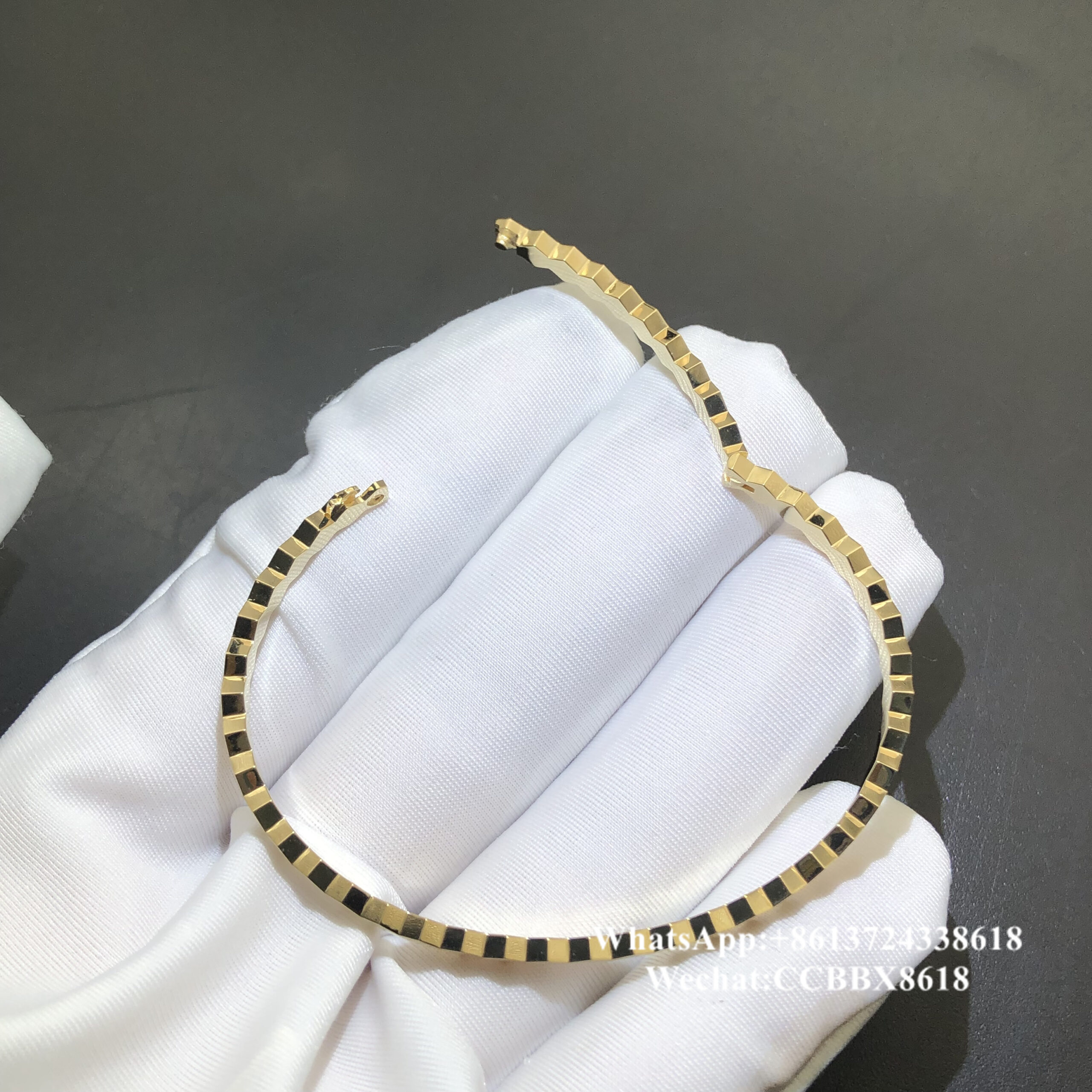 Chaumet Bee bracelet, 18k yellow gold - Image 6