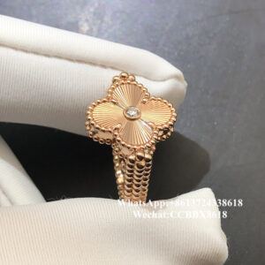 VCA Vintage Alhambra reversible ring, carnelian, diamond, guilloché, 18k rose gold